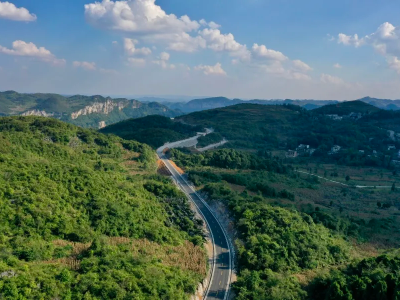 Xinren to Huayu Tourist Road in Qianxi City has been completed and opened to traffic