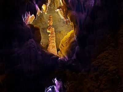 14-1-46-Pagoda in the cave - Tower-shaped stalagmite