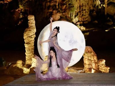 沉浸式玩转织金洞！国庆实景演艺、夜游灯光秀带你邂逅溶洞奇幻